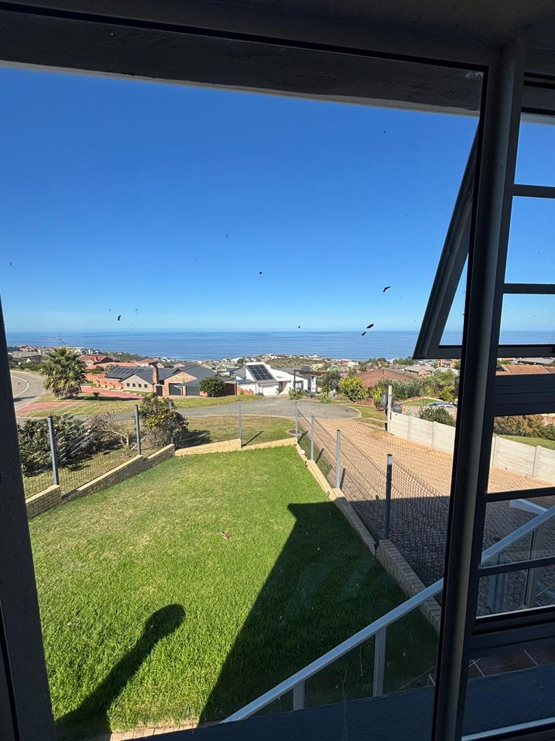 3 Bedroom Property for Sale in Dana Bay Western Cape